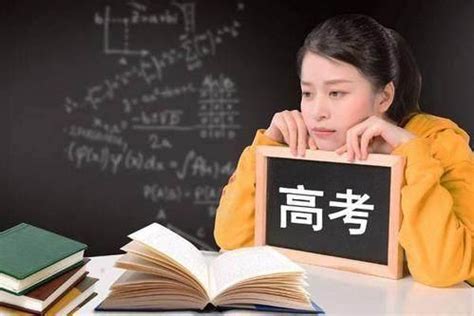 高考200多分能上什么大学？家长：考上也是浪费钱！