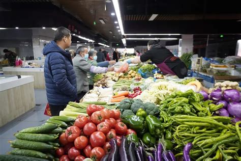 上高路临时农产品批发市场运行稳定 各地商超菜场货源充足 -名城苏州新闻中心