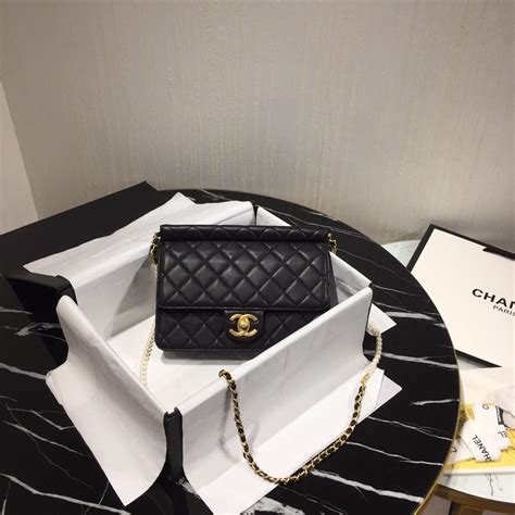香奈儿Chanel有哪些经典款包包是保值的？ - 知乎