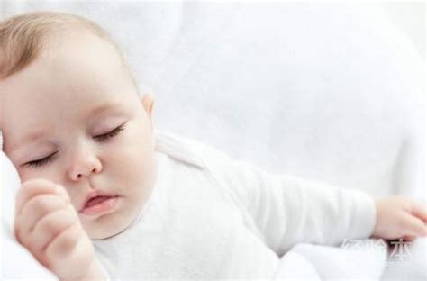 婴儿羊水声音（胎儿宝宝从什么时候可以听到声音）-幼儿百科-魔术铺