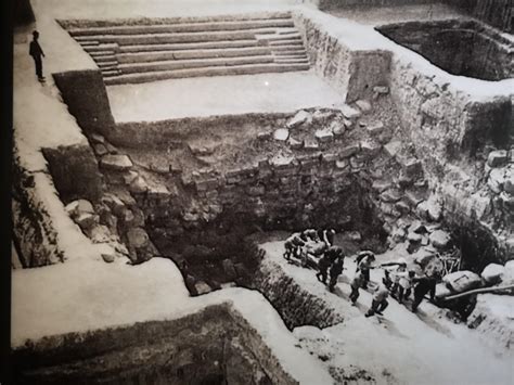 南昌西汉大墓发掘进行时 主棺椁内出土漆器等文物|考古|发掘_凤凰资讯
