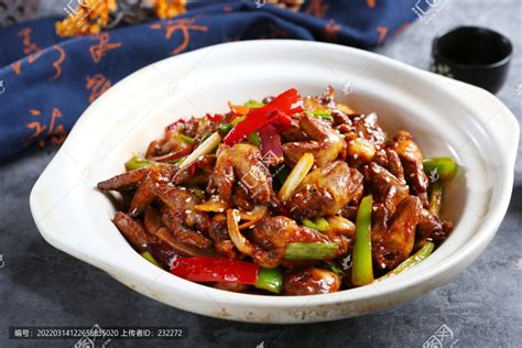 砂锅炒烤鸡心1,中国菜系,食品餐饮,摄影素材,汇图网www.huitu.com