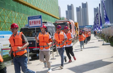 郑州市城乡建设局召开“五个提升”业务培训暨城市更新专家培训会_新华在线网