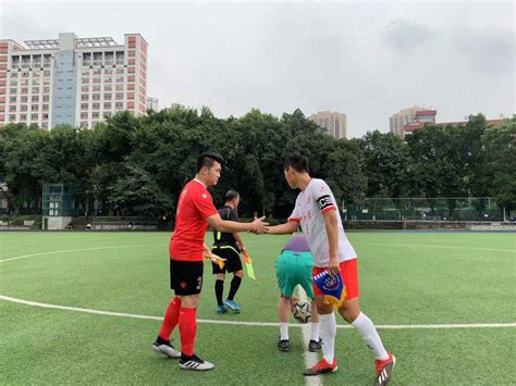 川渝大学生足球比赛圆满举办-重庆大学体育学院