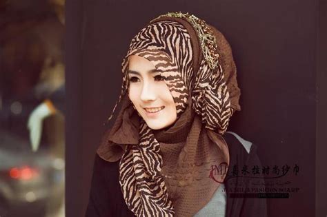 转：神秘的穆斯林女人为什么戴头巾、穿罩袍大揭秘_张雅丽的博客_新浪博客