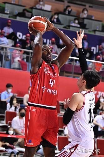 这是为何？韩国篮球职业联赛喜欢用打板投篮 连罚球都是打板-直播吧zhibo8.cc