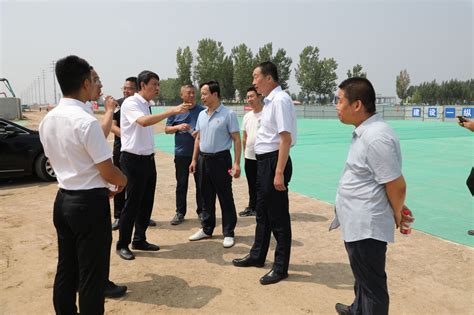 清徐县领导班子第二次带队观摩我院新校区建设项目并召开座谈会-山西职业技术学院