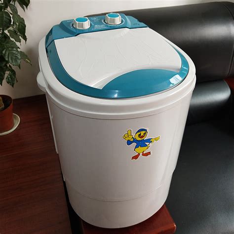桶式洗衣机,水桶式小洗衣机,便携式手提水桶洗衣机_大山谷图库