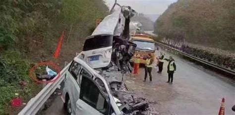 四川泸州：G93成渝高速公路环线522.9公里处发生一起交通事故致6死1伤-较大事故Major-安厦系统科技有限责任公司