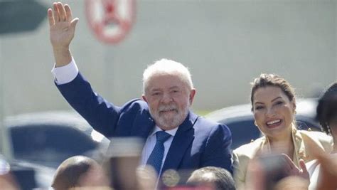 巴西国会调查建议起诉博索纳罗 前总统大选"有戏"?_手机新浪网