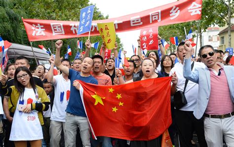 法国巴黎华人发起游行 呼吁保障华人安全-第3页-新闻热点-金投热点网-金投网