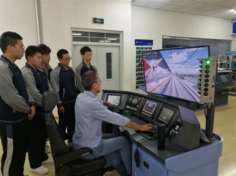 铁路装备神维分公司肃宁段开展四季度设备专项检修
