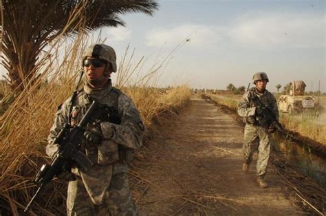 美军攻打伊拉克时，伊军的百万雄师去哪了？|美军|伊拉克|部队_新浪新闻