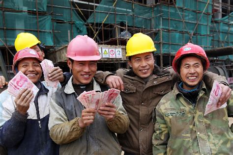 11月1日起新规实施，助力化解建设领域欠薪难题——农民工工资保证金制度更趋完善 - 政策动态 - 中国产业经济信息网