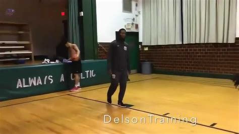 NBA训练师教学系列 —— 针对不同情景的控球结合投篮练习_腾讯视频