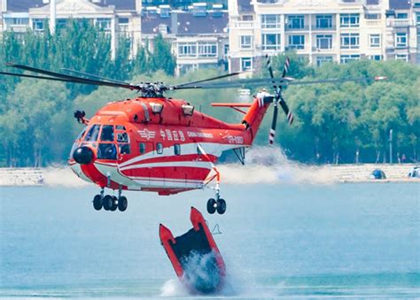 垂直救援：直升机在救灾行动中发挥重要作用 - 新疆开元通用航空有限公司门户网站