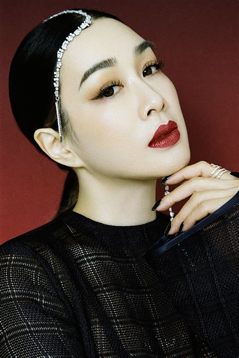 钟丽缇熊黛林图片