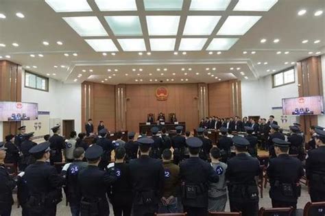 天津天狮恶势力传销集团系列案宣判：115人全获刑|界面新闻 · 快讯