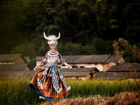 苗族少女图片