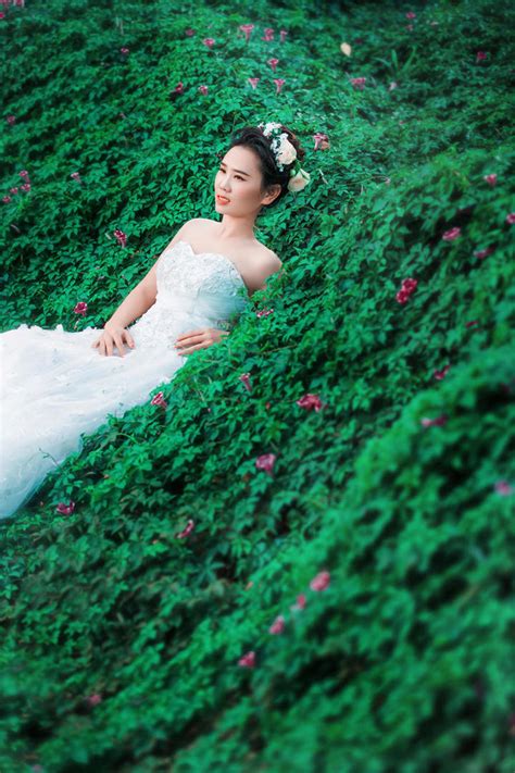 皇室米兰婚纱摄影-深圳皇室米兰婚纱摄影-百合婚礼