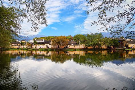 Visit Hongcun Ancient Village: Best of Hongcun Ancient Village ...