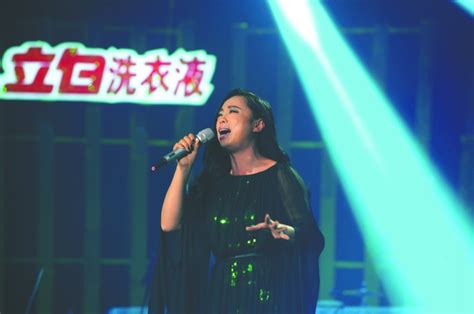 《我是歌手》黄绮珊流泪唱前夫作品《剪爱》/图新闻频道__中国青年网
