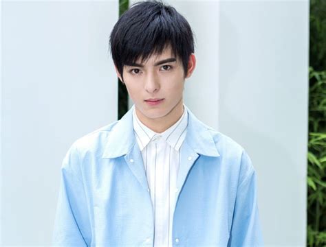邱浩轩图片