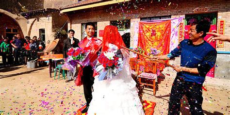 自制婚礼丨湖南岳阳县城接地气的传统中式婚礼 - 知乎