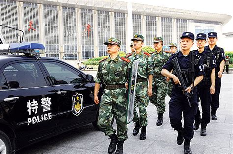 中国警察帅气亮相罗马 参加第三次在意联合巡逻 - 国际新闻 - 上饶新闻网-上饶新闻-上饶日报-上饶新闻门户网站