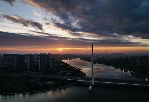 鸟瞰青林湾大桥 观日出东方-新闻中心-中国宁波网