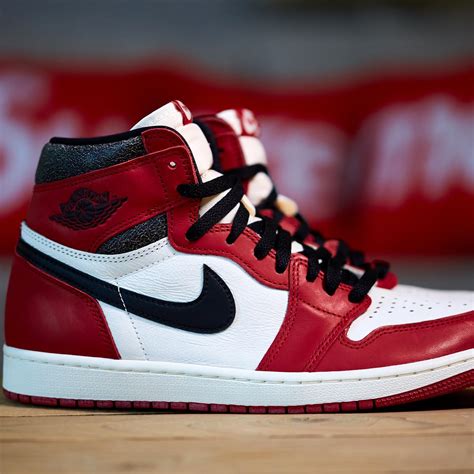 耐克Nike Air Jordan 1 Low”Chicago”AJ1乔丹一代低帮经典复古文化休闲运动篮球鞋553558 - 床上用品店