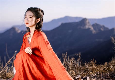 张艺凡古风头像女生可爱