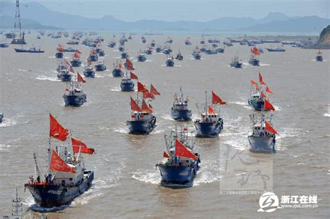 舟山二千艘桁杆拖虾渔船扬帆 一周后将有新鱼鲜-嵊州新闻网