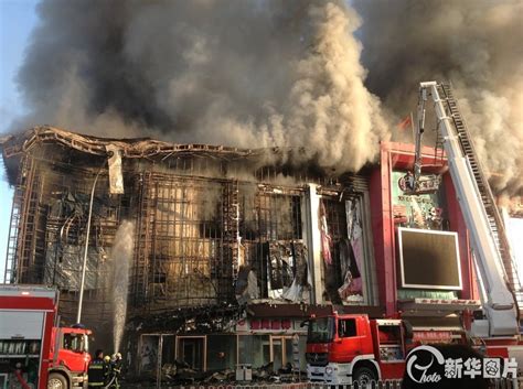长沙警方通报自建房倒塌事故：房主、设计施工负责人等9人被刑拘_凤凰网