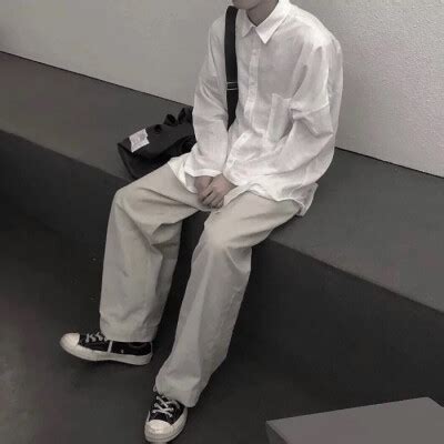 自拍男头男图部位图图片
