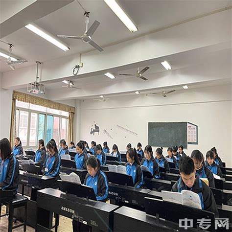 岳阳市网络工程职业技术学校环境,岳阳市网络工程职业技术学校好不好？