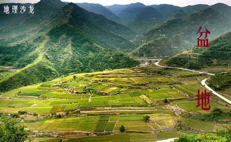 四川盆地地形图图片