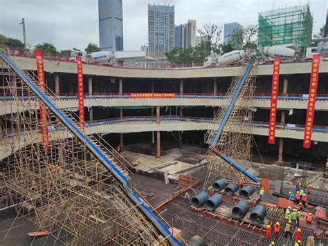 中交二航局工地大门-深圳宝安区广深沿江高速项目部工地大门-工地大门-深圳市大通建材有限公司围挡生产厂家