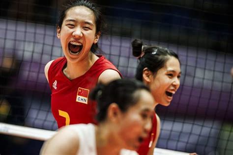 女排亚锦赛：中国女排完胜印度队提前晋级半决赛 下场对阵日本队