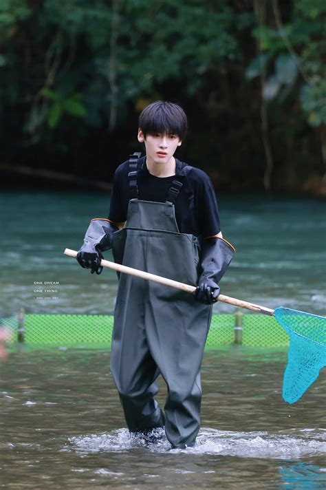 翟潇闻人间小苦瓜图片