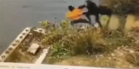 5秒视频看怒了！杭州小伙救起落水女子，却被她一脚踹下了河……
