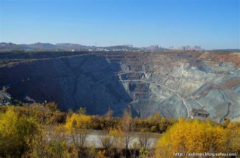 本溪鞍山有哪些铁矿-辽宁省的铁矿主要分布在什么地区？（ ）A．沈阳、大连...