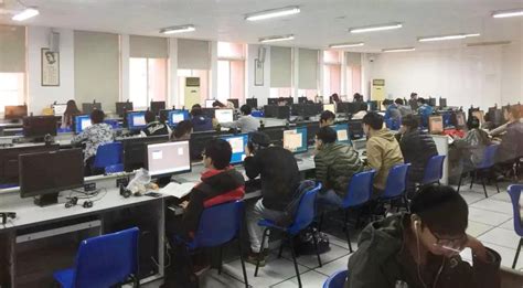 长沙计算机学校_长沙IT学校_长沙软件学校-华瑞IT教育学校