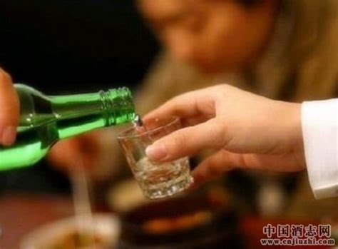 重塑中国白酒礼德，是传承传统酒文化的需要_酒史文化_酒类百科_中国酒志网