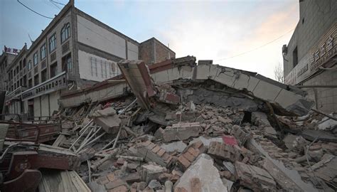 甘肃6.2级地震致重大人员伤亡，多方紧急救援_界面新闻