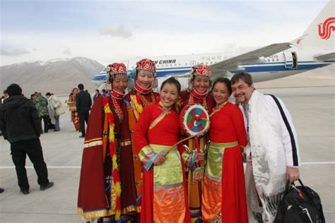 国航西南分公司成功试飞西藏阿里机场(组图)_新浪航空航天_新浪网