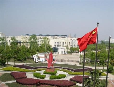 武汉第一中学国际部2023年报名条件、招生要求、招生对象