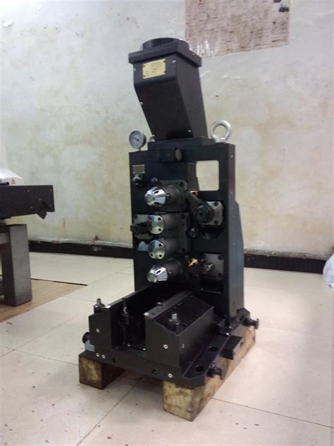 曲靖夹具厂家 承重力强 齿轮箱盖保压夹具 - 八方资源网