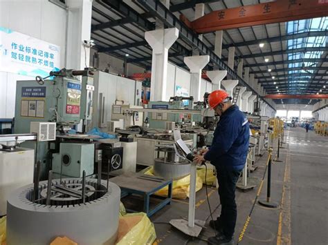 天津南港乙烯项目立体仓库首个网架钢结构提升就位_中国石化网络视频