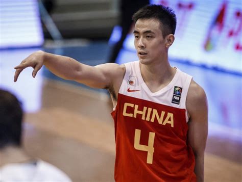 第三节“断电”仅得7分，中国男篮世预赛击败哈萨克斯坦|中国男篮|杜锋|世预赛_新浪新闻